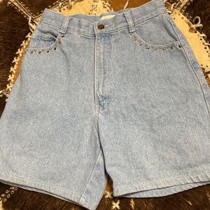 Vintage denim shorts with grommets David David sz 6 high waisted